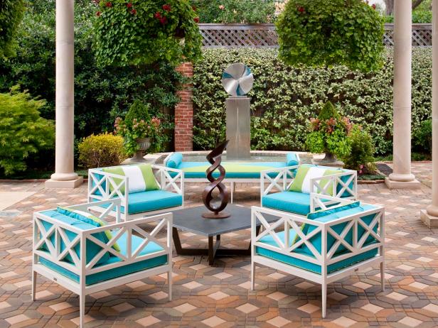 Great patio tile pattern by Sutherland Landscape